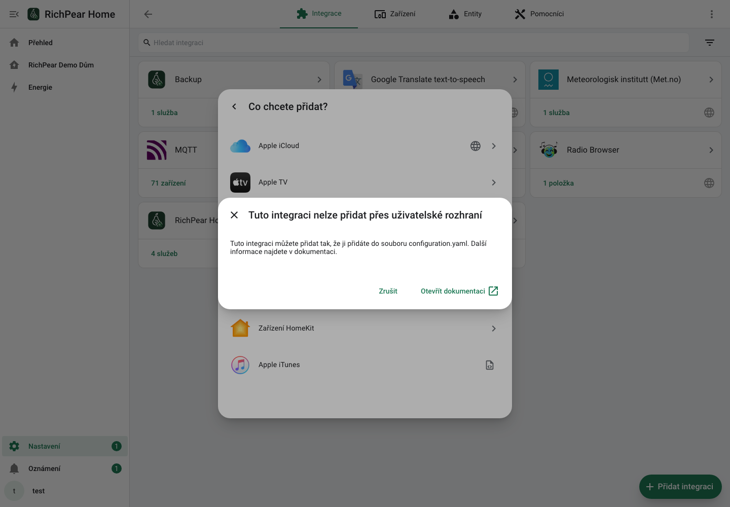 Informace o ruční konfiguraci Apple iTunes v RichPear Home